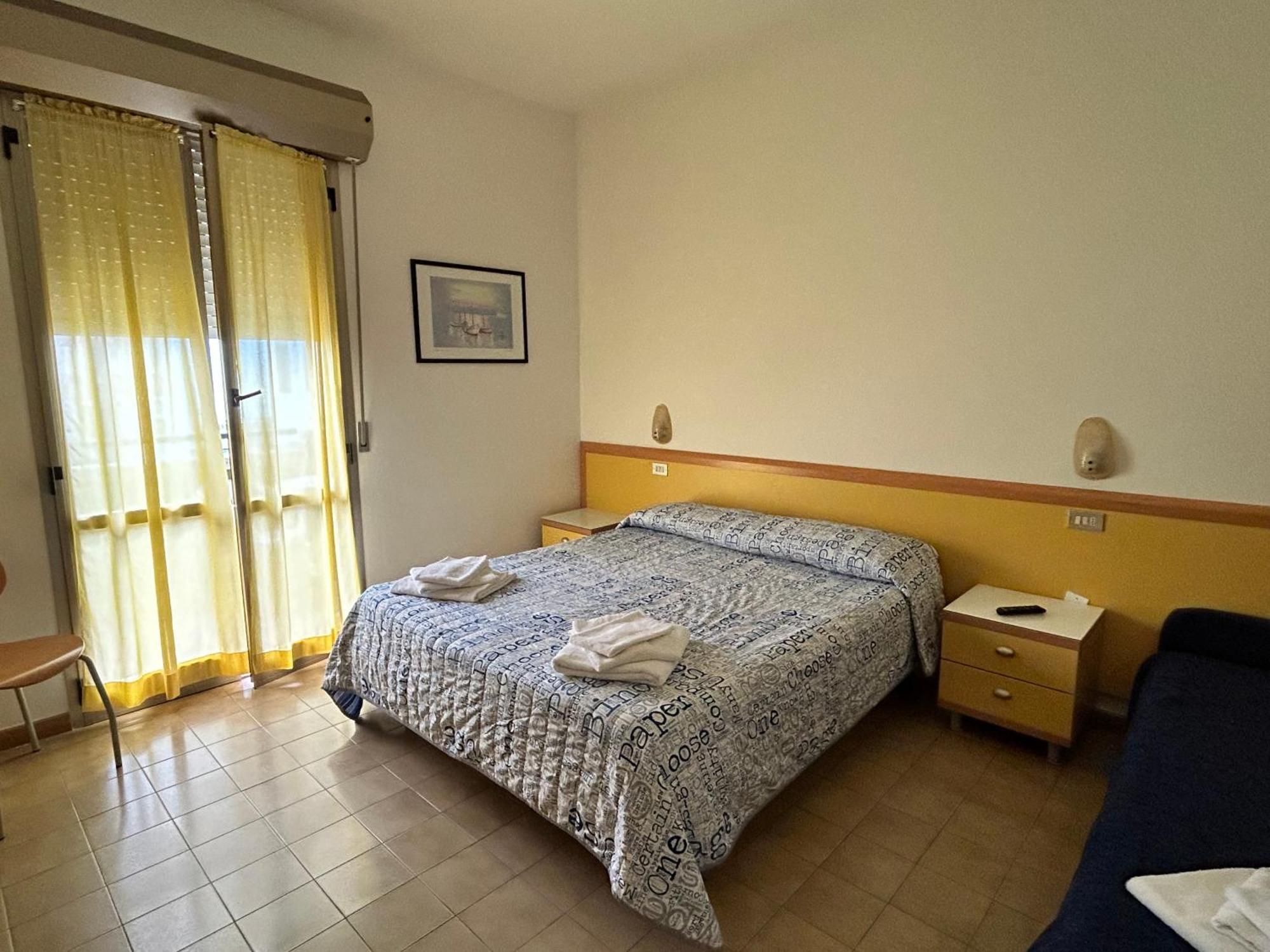 Hotel Etna - Nuova Gestione Romagnola All-Inclusive Spiaggia Parcheggio Риччоне Екстер'єр фото
