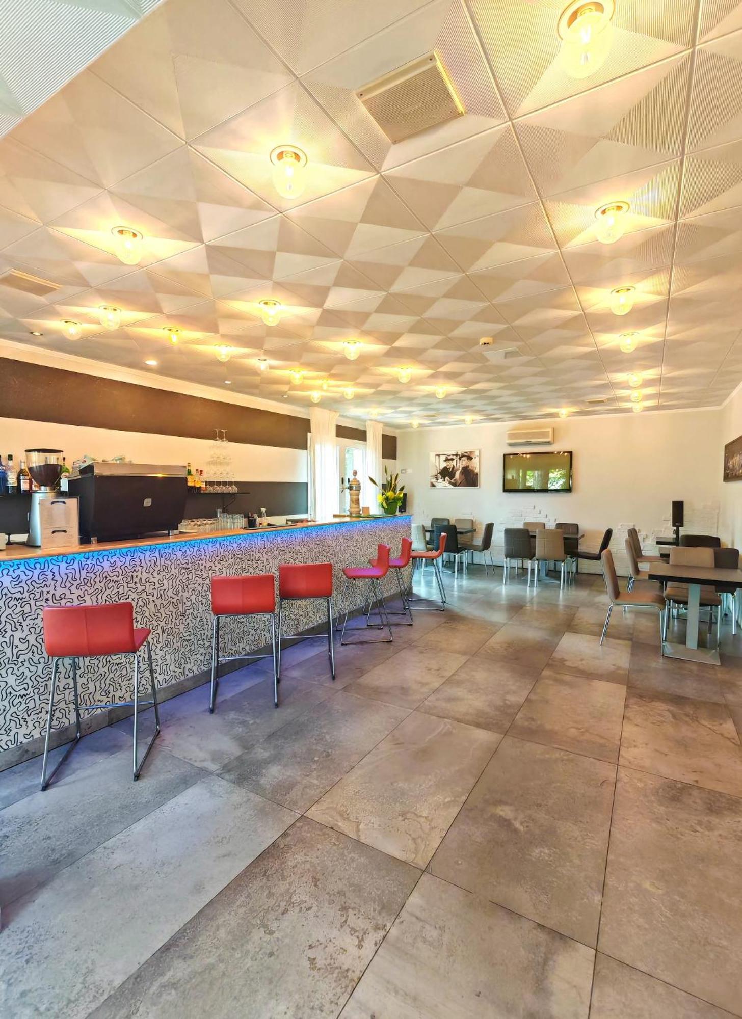Hotel Etna - Nuova Gestione Romagnola All-Inclusive Spiaggia Parcheggio Риччоне Екстер'єр фото